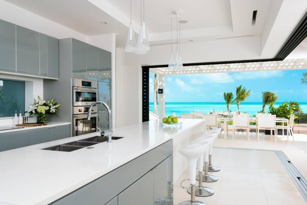 Triton Luxury Villa Providenciales Eksteriør billede