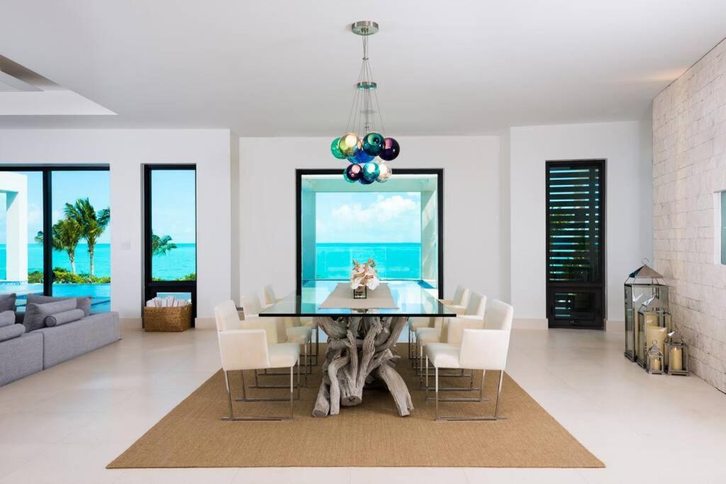 Triton Luxury Villa Providenciales Eksteriør billede