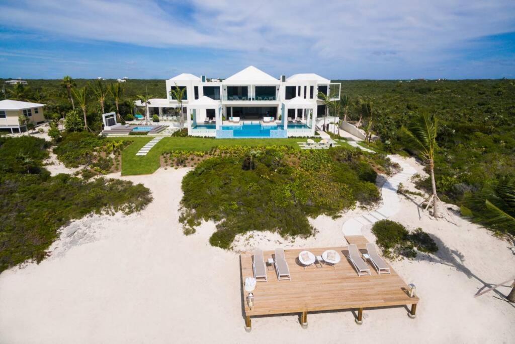 Triton Luxury Villa Providenciales Eksteriør billede