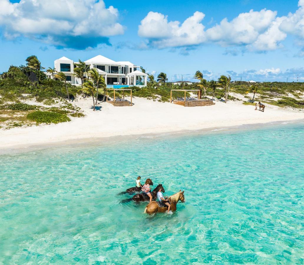 Triton Luxury Villa Providenciales Eksteriør billede